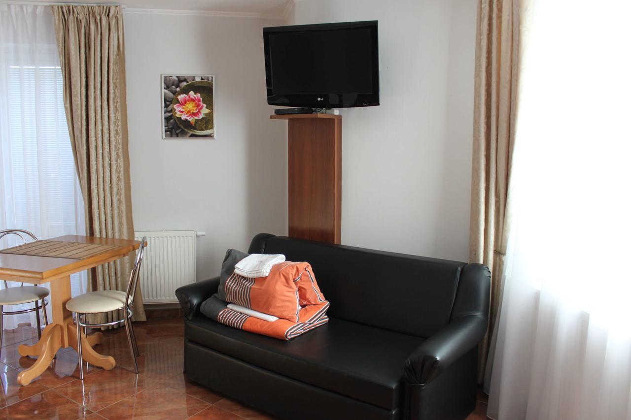 Privat Arcadia Appartement Podhájska Buitenkant foto